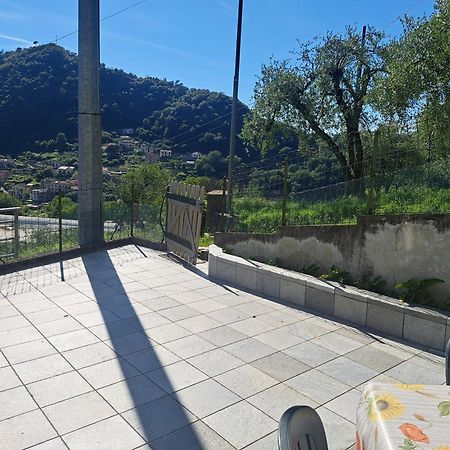 Il Sole Di Aurora Appartement Carasco Buitenkant foto